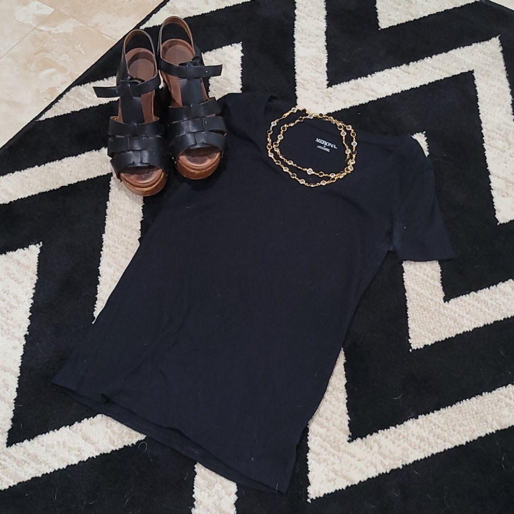 ⚘3/$20 Perfect V Neck Black Tee Shirt, Sm